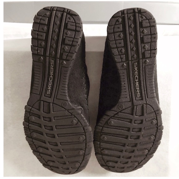 Skechers Relaxed fit black suede slip on mocassin - Picture 9 of 9